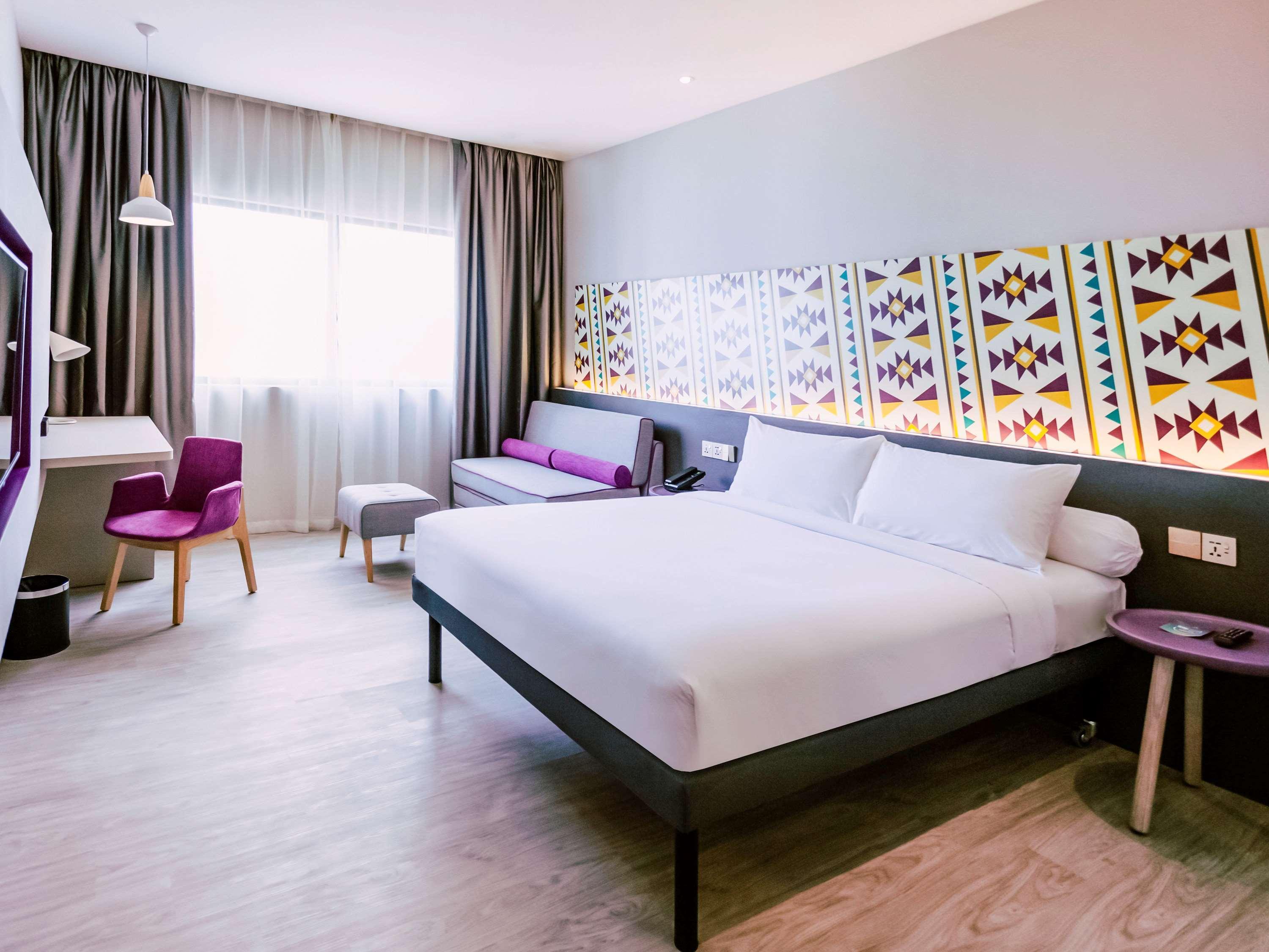 ホテル Ibis Styles コタバル エクステリア 写真