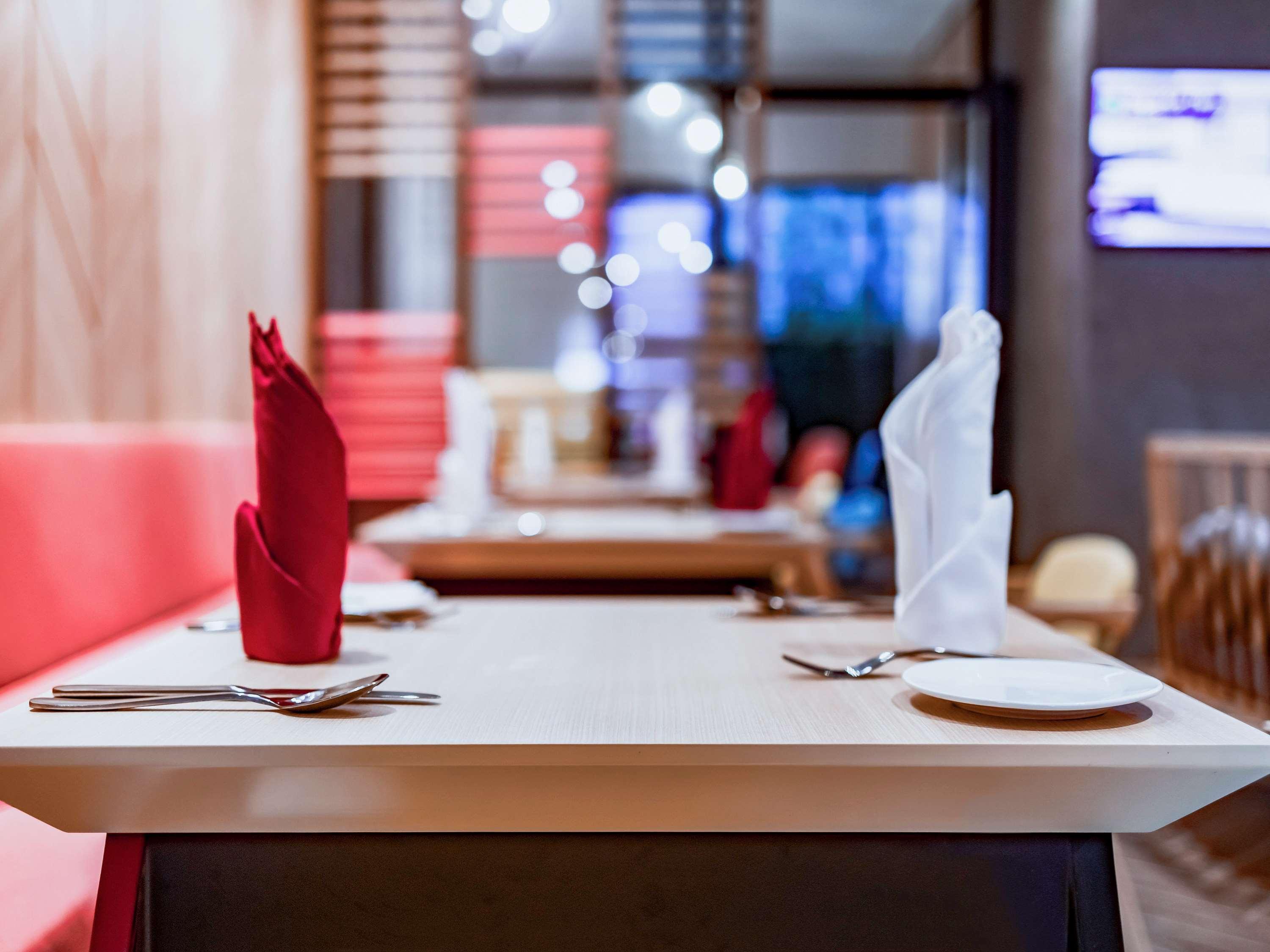 ホテル Ibis Styles コタバル エクステリア 写真